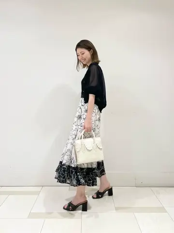 GRACE CONTINENTAL minami コーディネート画像