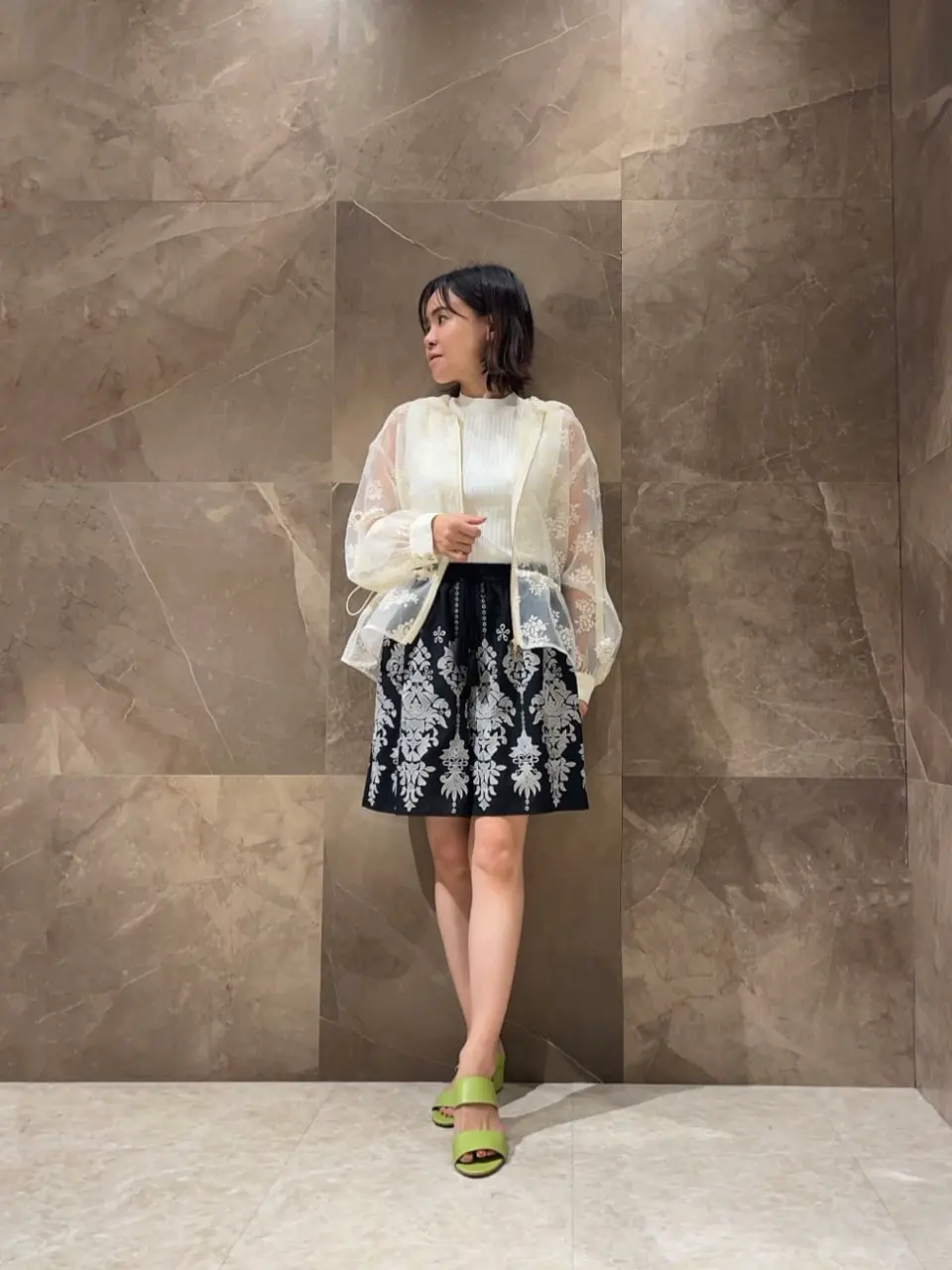 GRACE CONTINENTAL 穐山　香織 コーディネート画像