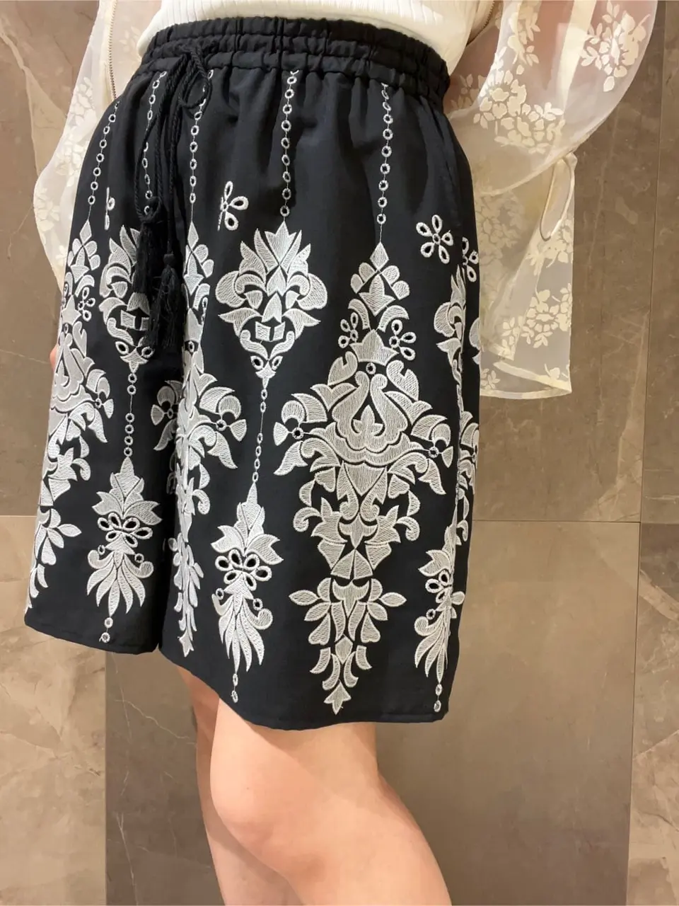 GRACE CONTINENTAL 穐山　香織 コーディネート画像