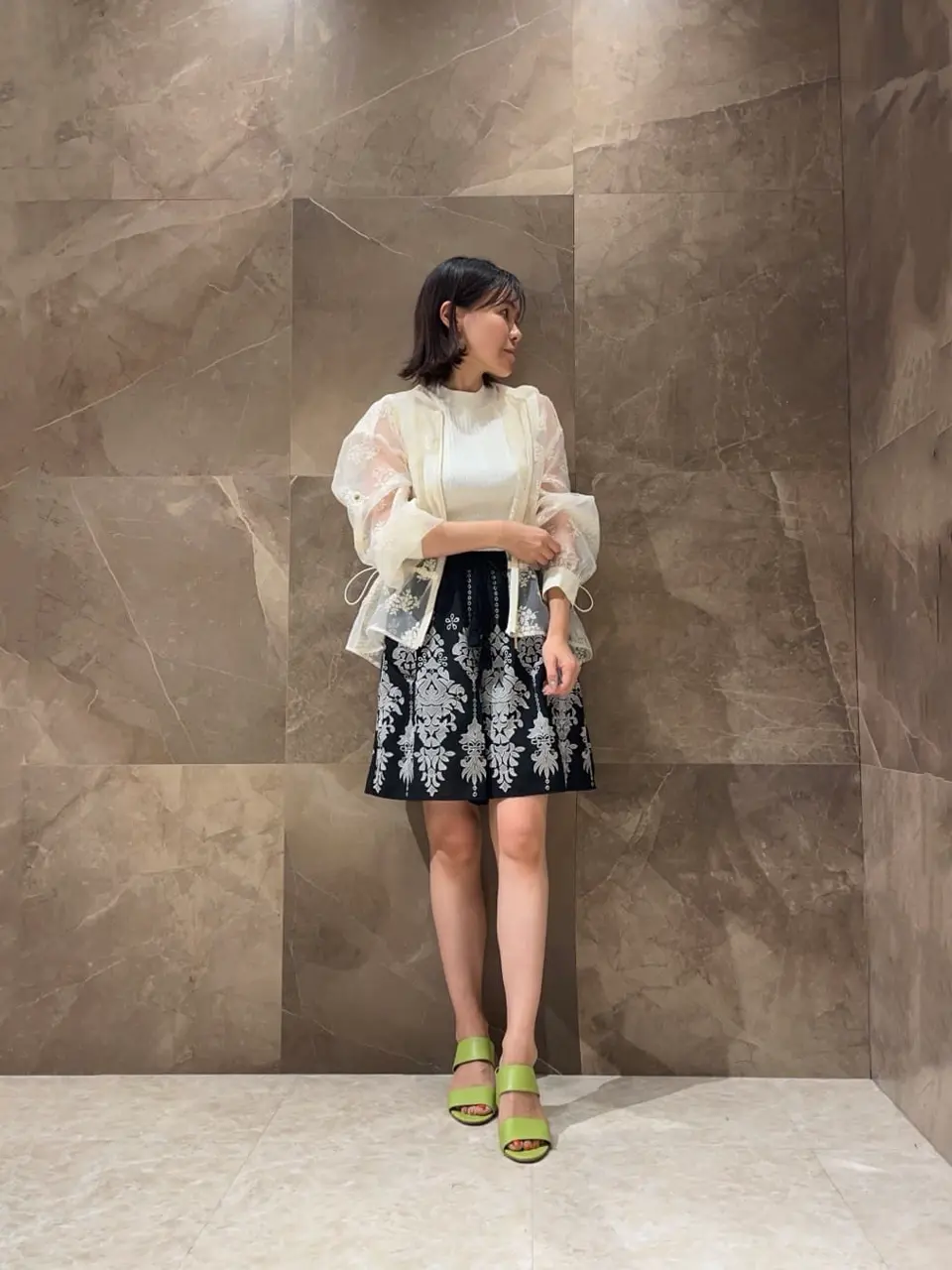 GRACE CONTINENTAL 穐山　香織 コーディネート画像