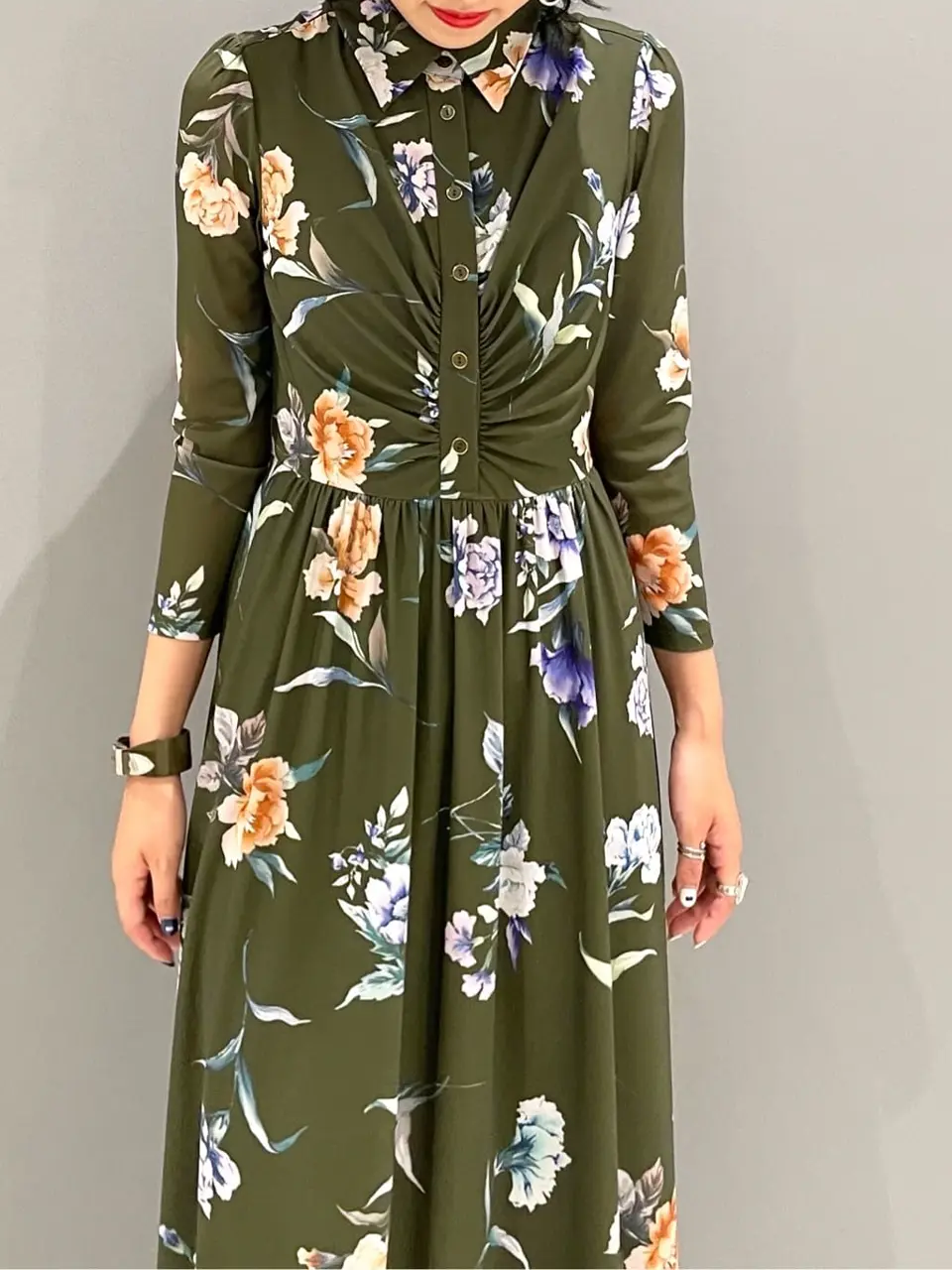 GRACE CONTINENTAL yoshi コーディネート画像