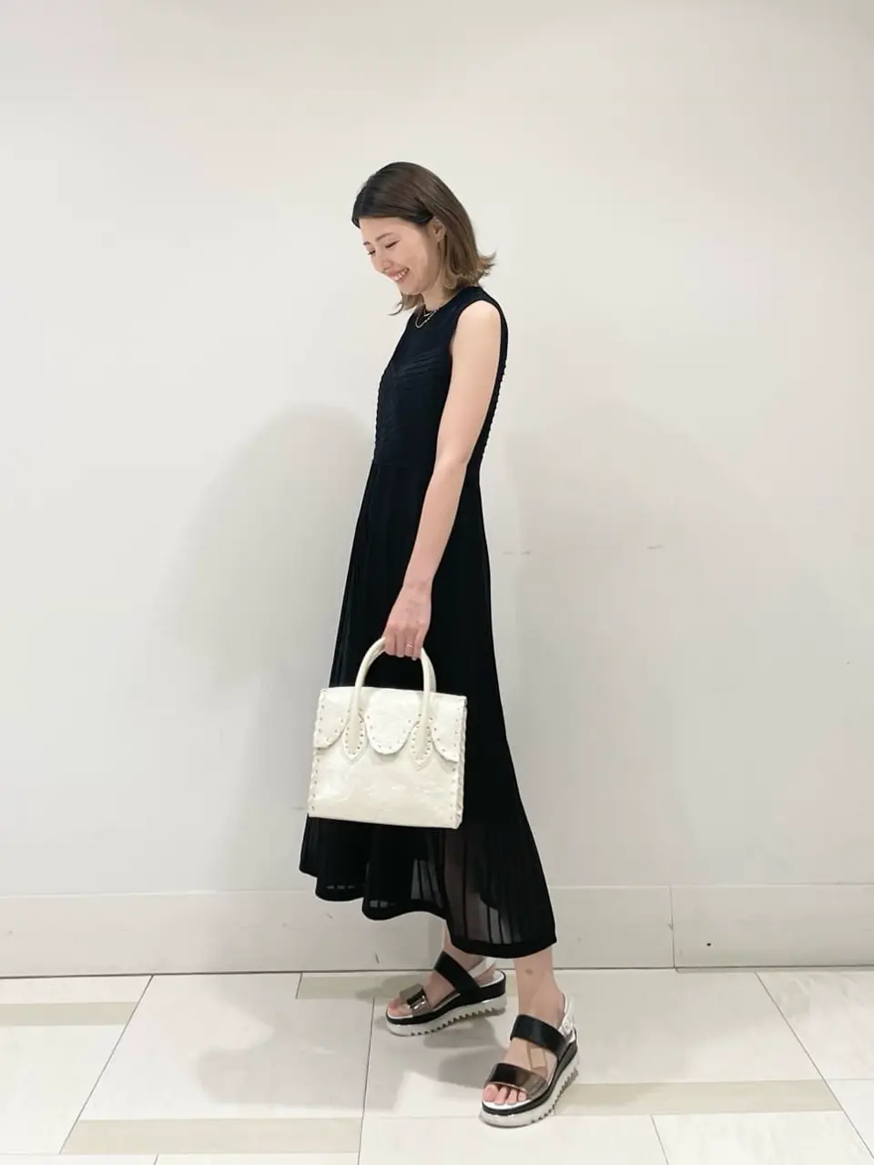 GRACE CONTINENTAL minami コーディネート画像