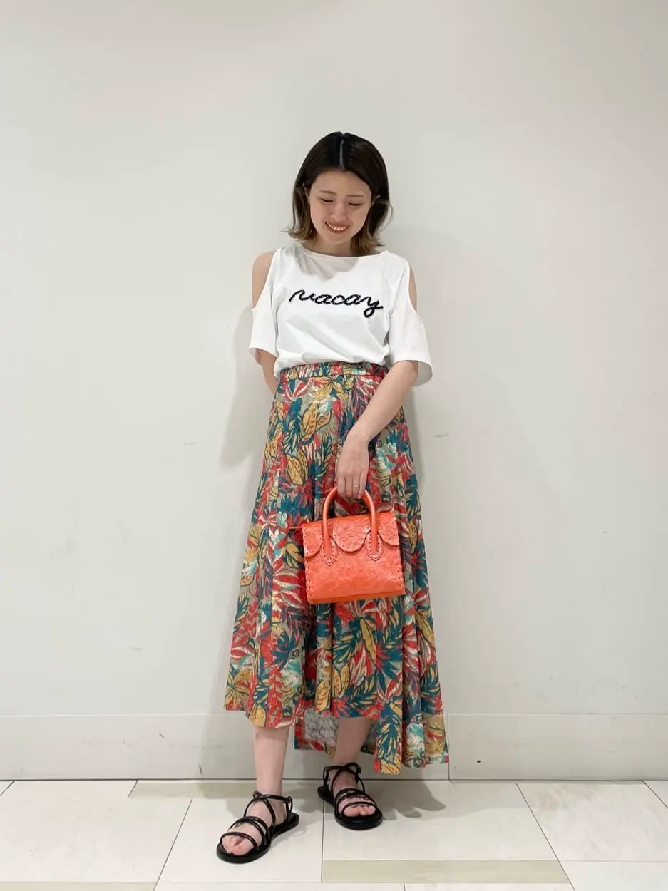 GRACE CONTINENTAL minami コーディネート画像