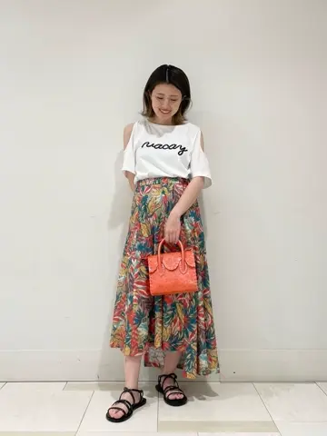 GRACE CONTINENTAL minami コーディネート画像