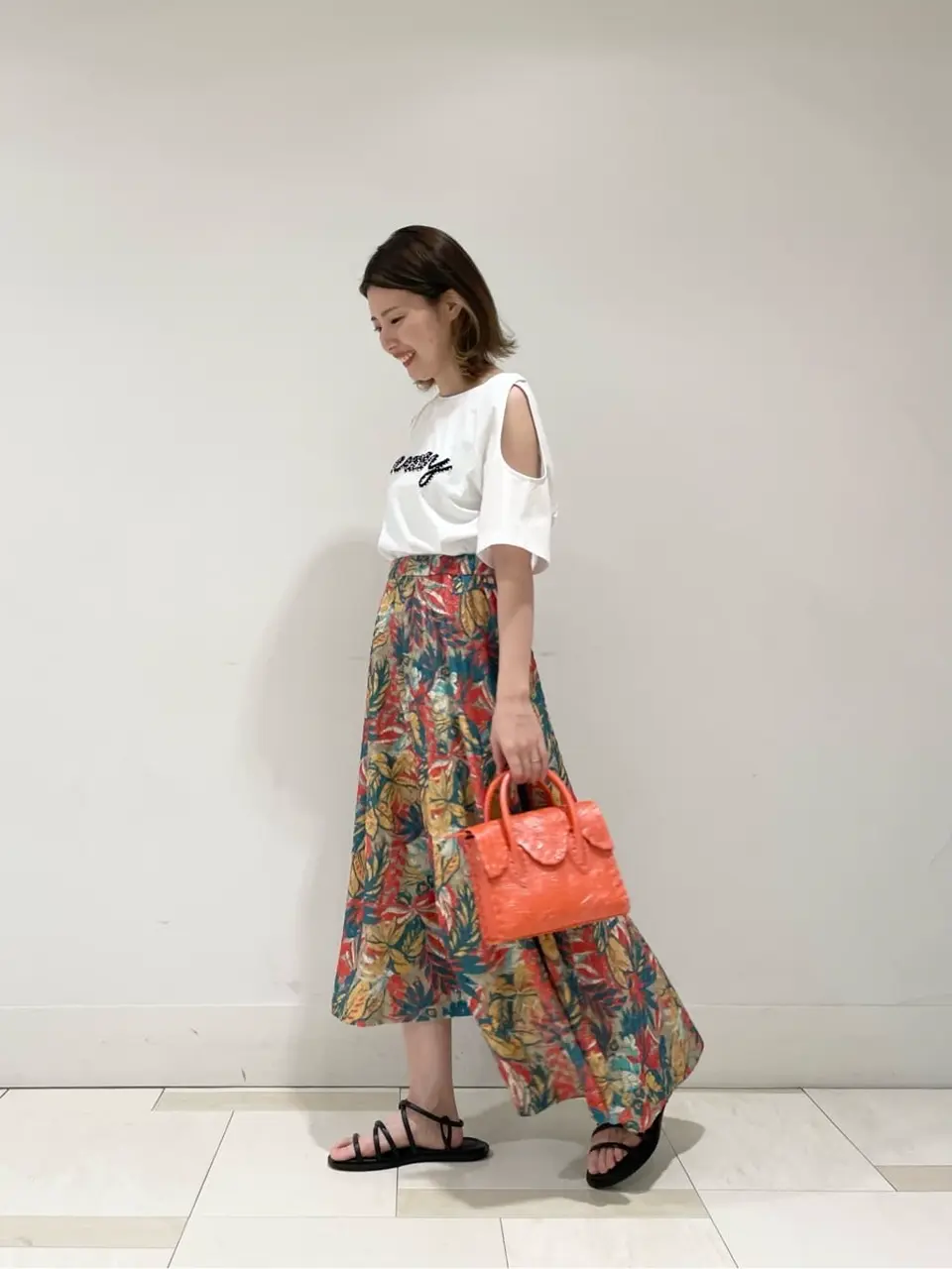 GRACE CONTINENTAL minami コーディネート画像