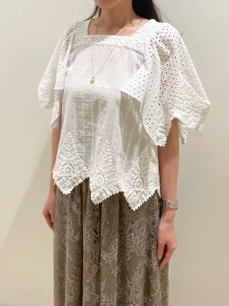 GRACE CONTINENTAL 赤間　 コーディネート画像