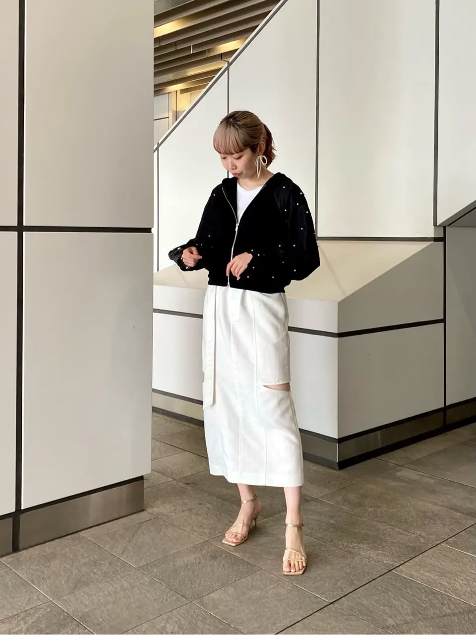 GRACE CONTINENTAL Abe コーディネート画像