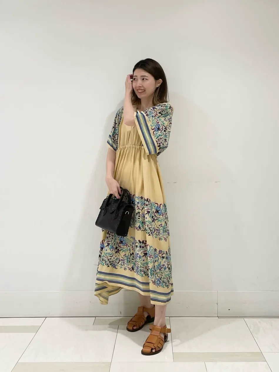 GRACE CONTINENTAL minami コーディネート画像