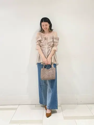 GRACE CONTINENTAL minami コーディネート画像