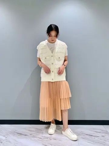 GRACE CONTINENTAL haruka iwasaki コーディネート画像