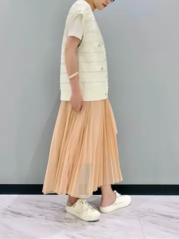 GRACE CONTINENTAL haruka iwasaki コーディネート画像