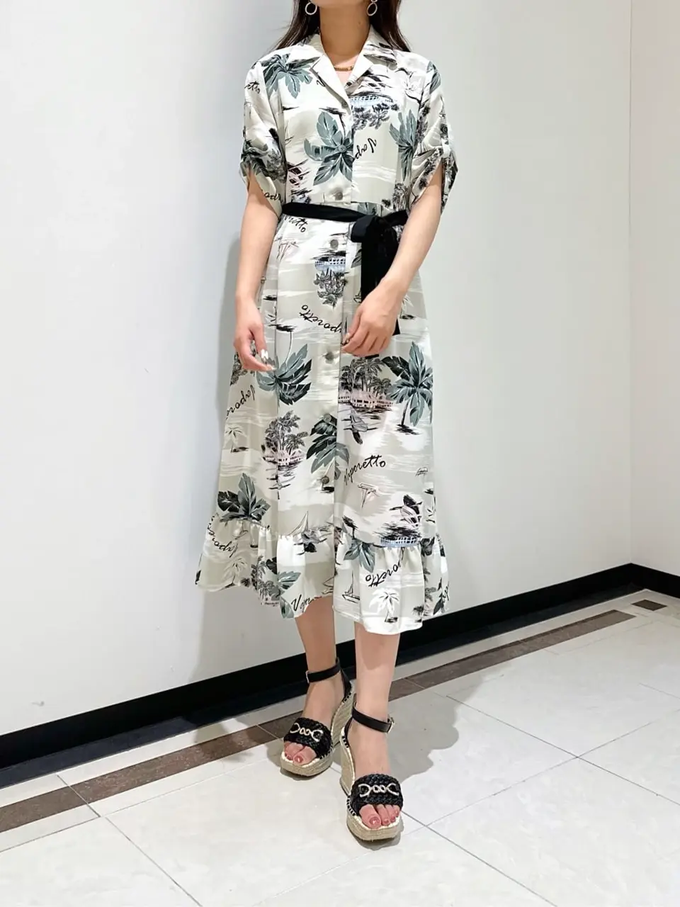 GRACE CONTINENTAL MORITA AI コーディネート画像