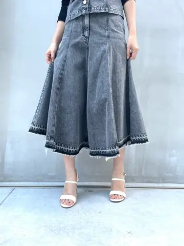 GRACE CONTINENTAL 佐藤　優里香 コーディネート画像