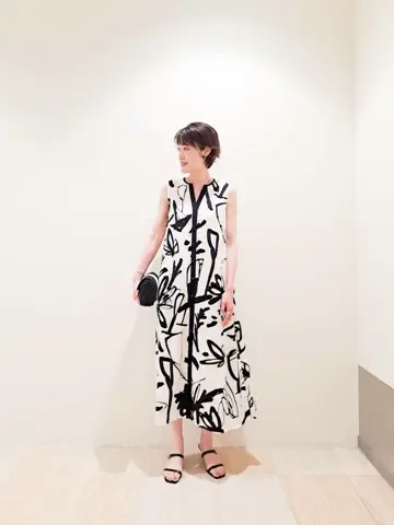 GRACE CONTINENTAL 今野　志保 コーディネート画像