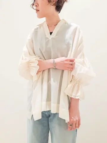 GRACE CONTINENTAL 今野　志保 コーディネート画像