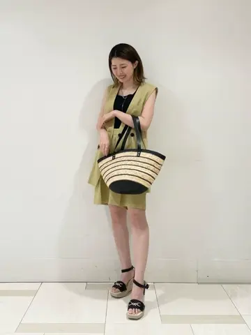 GRACE CONTINENTAL minami コーディネート画像