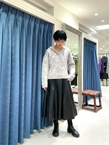 GRACE CONTINENTAL yoshi コーディネート画像