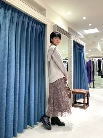 GRACE CONTINENTAL yoshi コーディネート画像