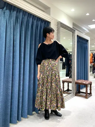 GRACE CONTINENTAL yoshi コーディネート画像