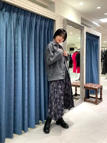 GRACE CONTINENTAL yoshi コーディネート画像