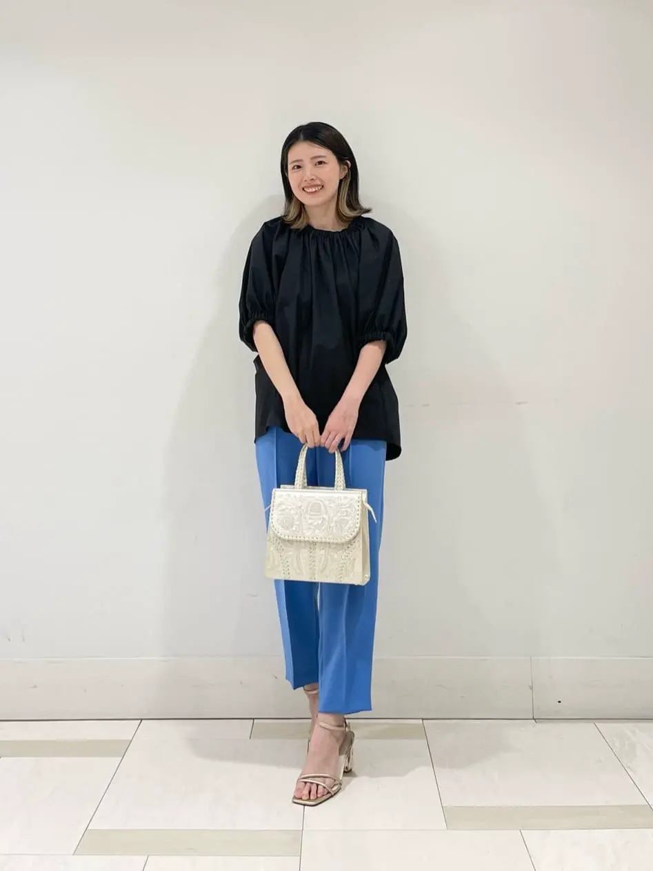 GRACE CONTINENTAL minami コーディネート画像