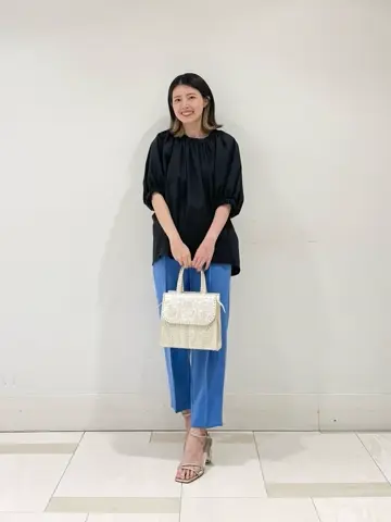 GRACE CONTINENTAL minami コーディネート画像