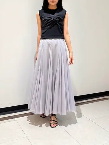 GRACE CONTINENTAL MORITA AI コーディネート画像