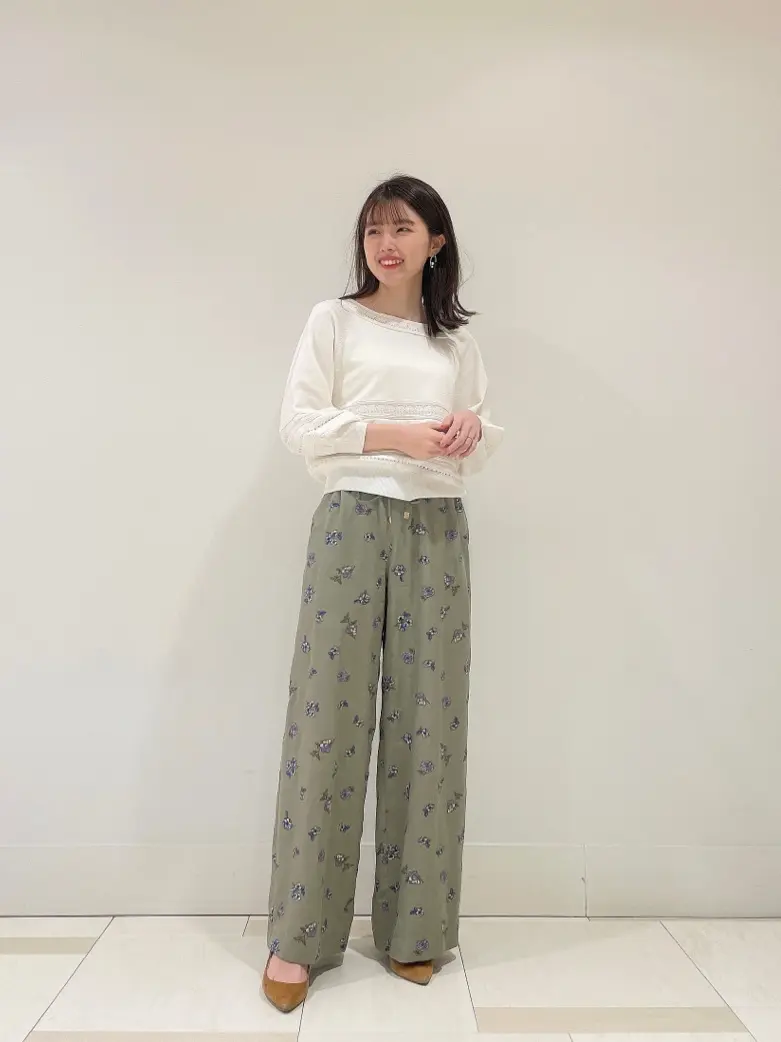 GRACE CONTINENTAL minami コーディネート画像