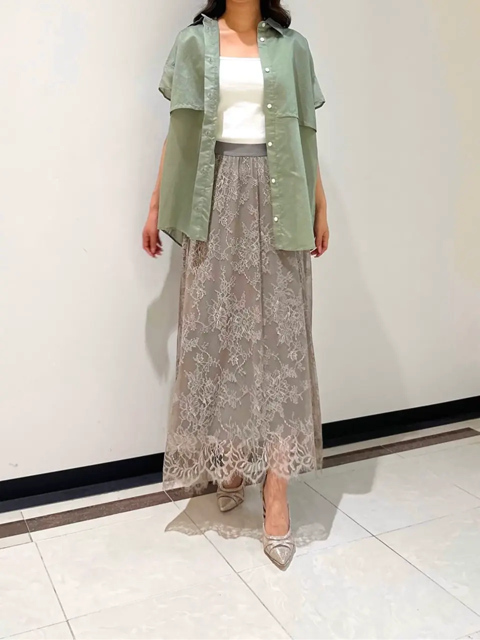 GRACE CONTINENTAL MORITA AI コーディネート画像