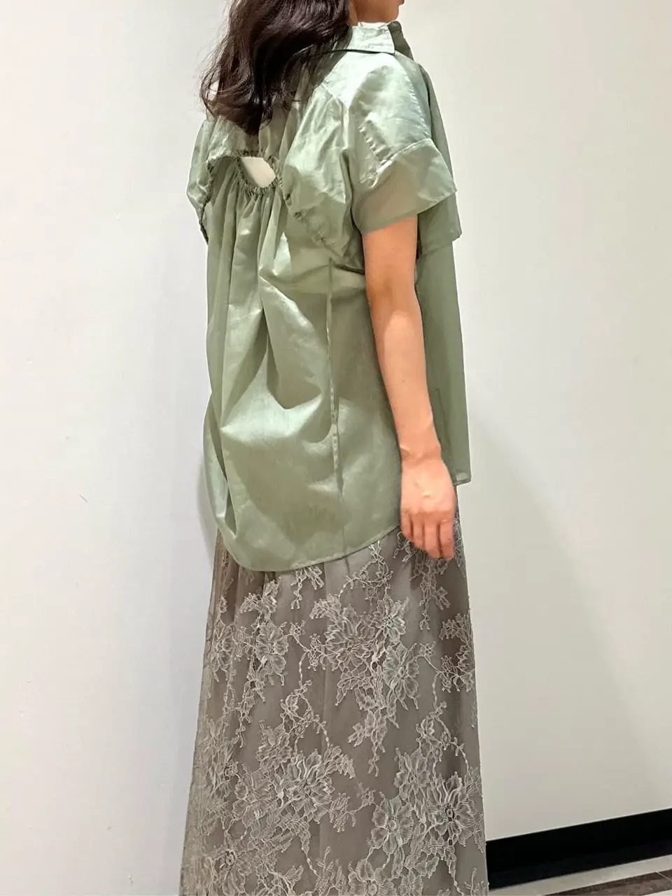 GRACE CONTINENTAL MORITA AI コーディネート画像