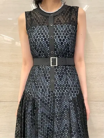 GRACE CONTINENTAL yoshi コーディネート画像