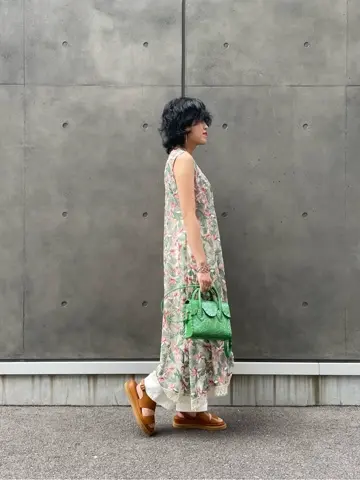 GRACE CONTINENTAL yoshi コーディネート画像