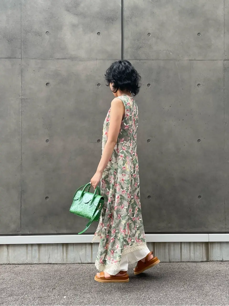 GRACE CONTINENTAL yoshi コーディネート画像