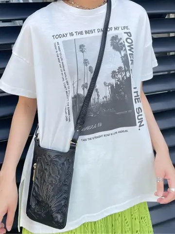 GRACE CONTINENTAL yoshi コーディネート画像