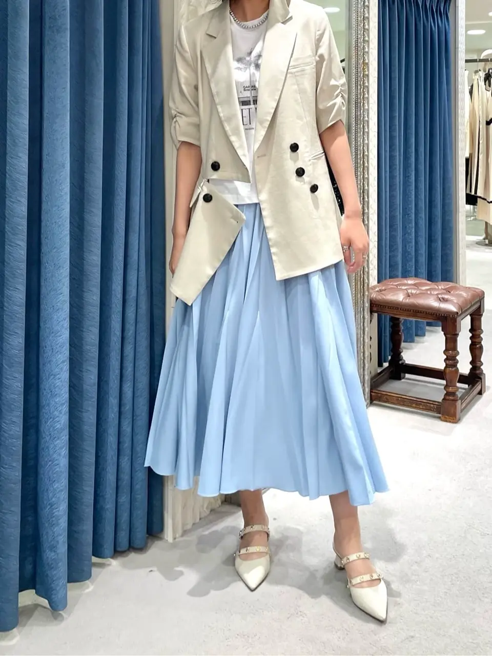 GRACE CONTINENTAL yoshi コーディネート画像