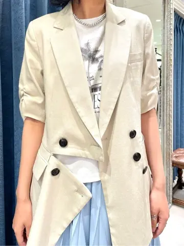 GRACE CONTINENTAL yoshi コーディネート画像