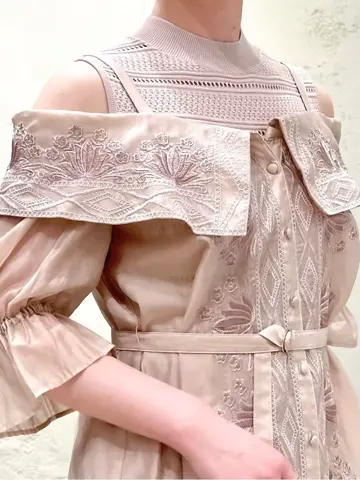 GRACE CONTINENTAL Kogane. コーディネート画像