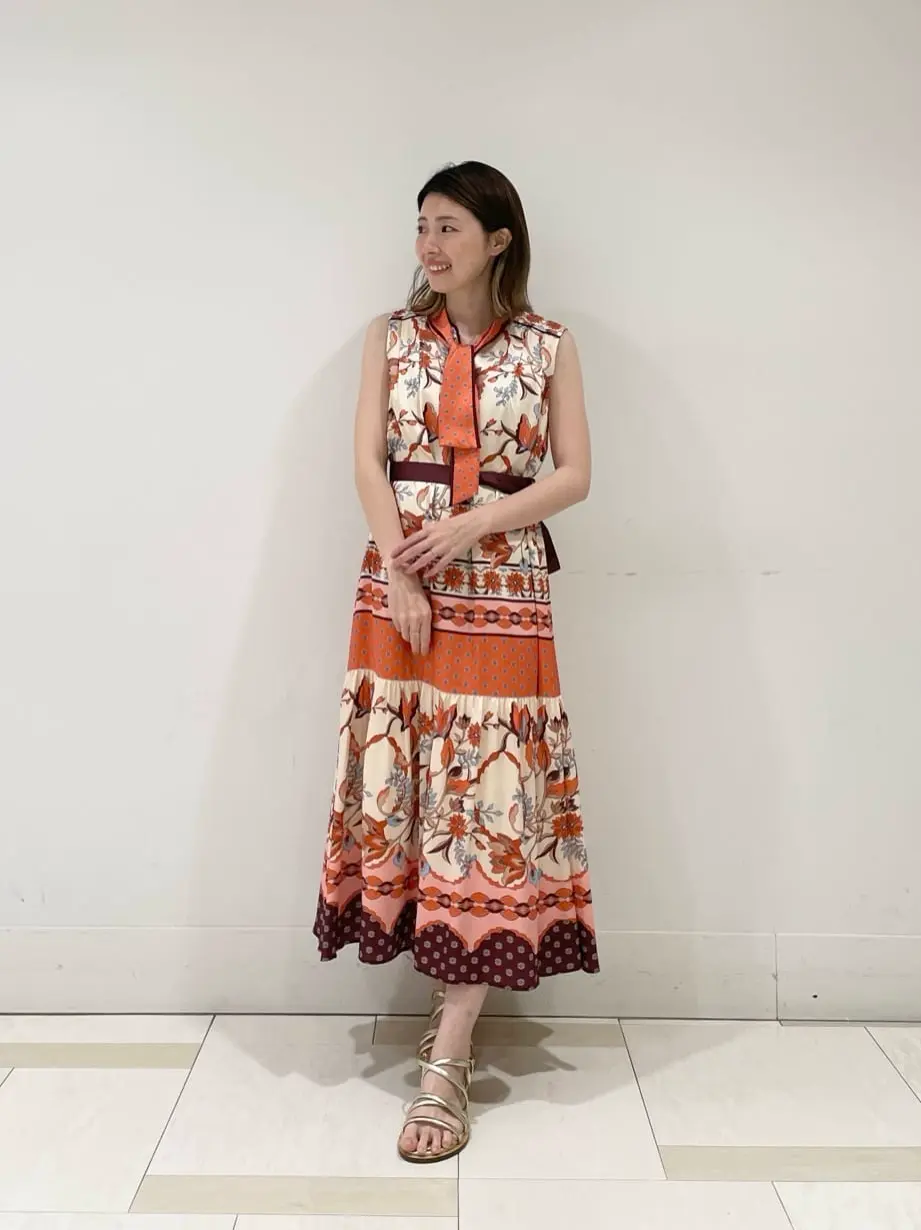 GRACE CONTINENTAL minami コーディネート画像