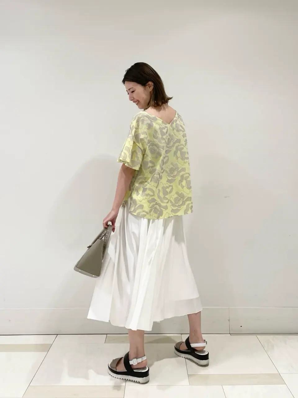 GRACE CONTINENTAL minami コーディネート画像