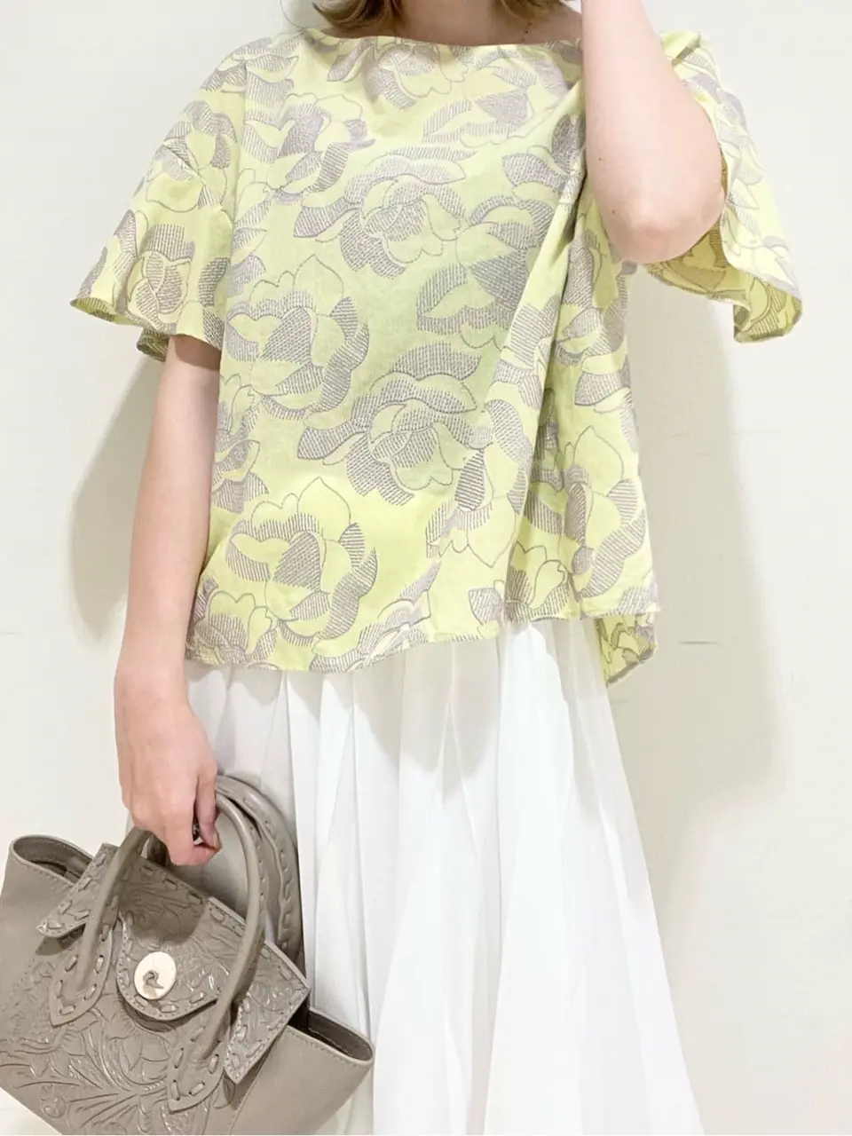 GRACE CONTINENTAL minami コーディネート画像