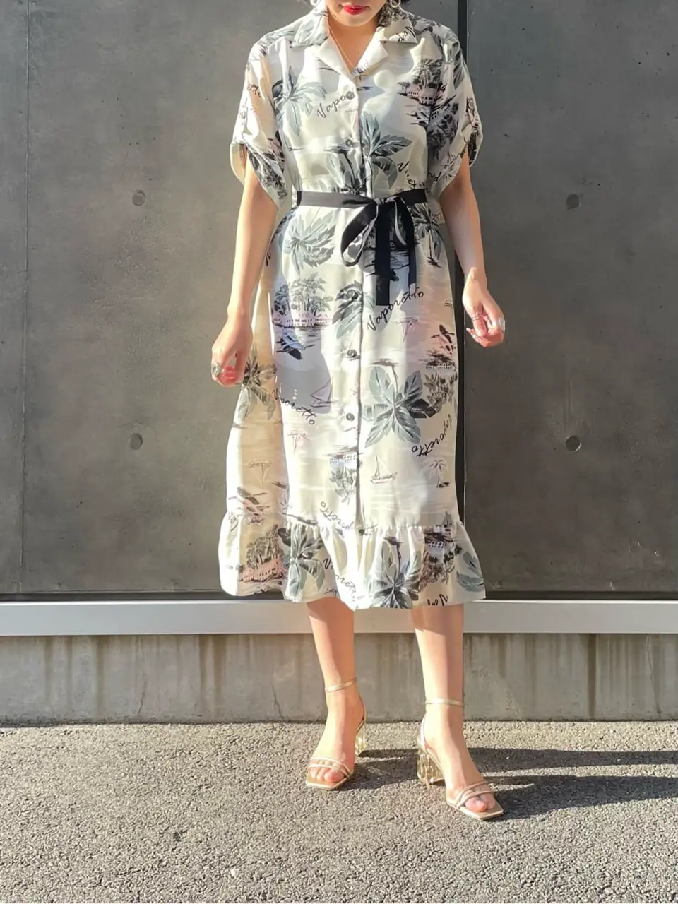 GRACE CONTINENTAL yoshi コーディネート画像