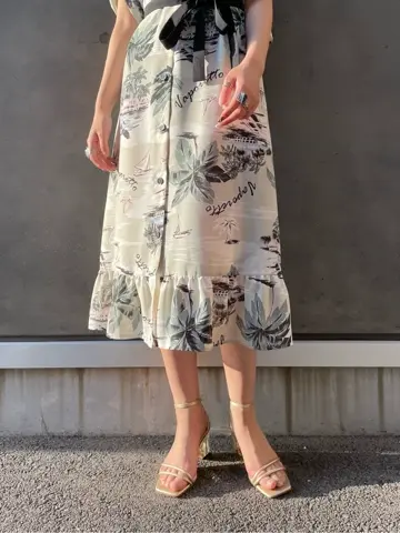 GRACE CONTINENTAL yoshi コーディネート画像