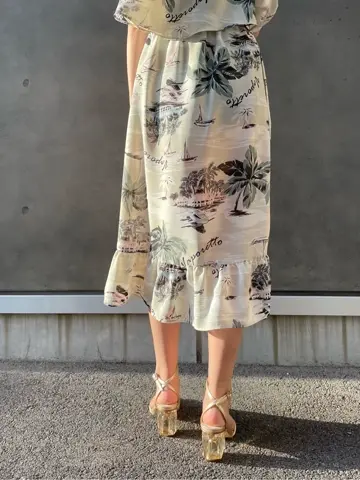 GRACE CONTINENTAL yoshi コーディネート画像