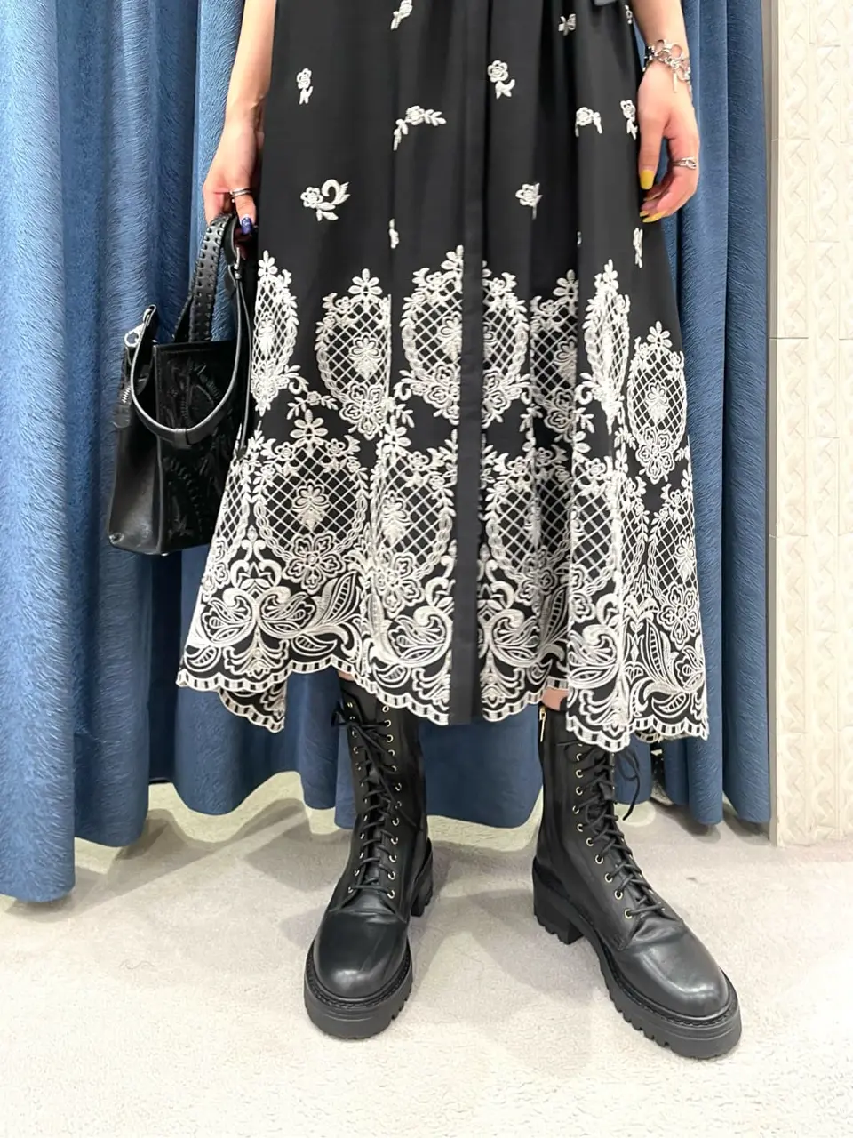 GRACE CONTINENTAL yoshi コーディネート画像