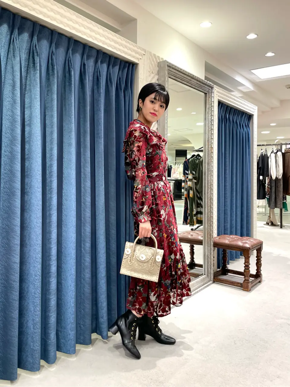 GRACE CONTINENTAL yoshi コーディネート画像