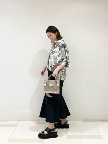 GRACE CONTINENTAL minami コーディネート画像