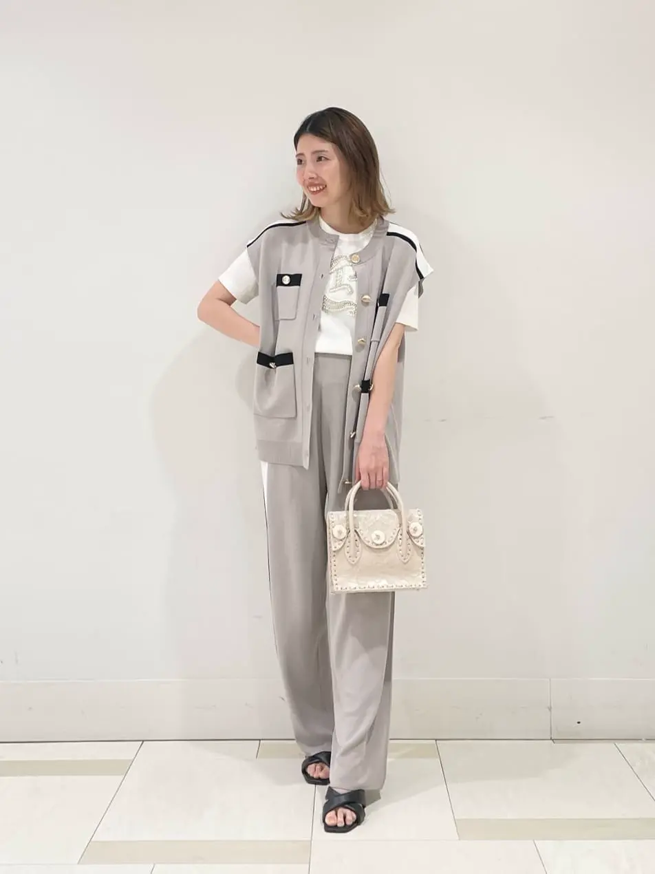 GRACE CONTINENTAL minami コーディネート画像