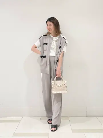 GRACE CONTINENTAL minami コーディネート画像