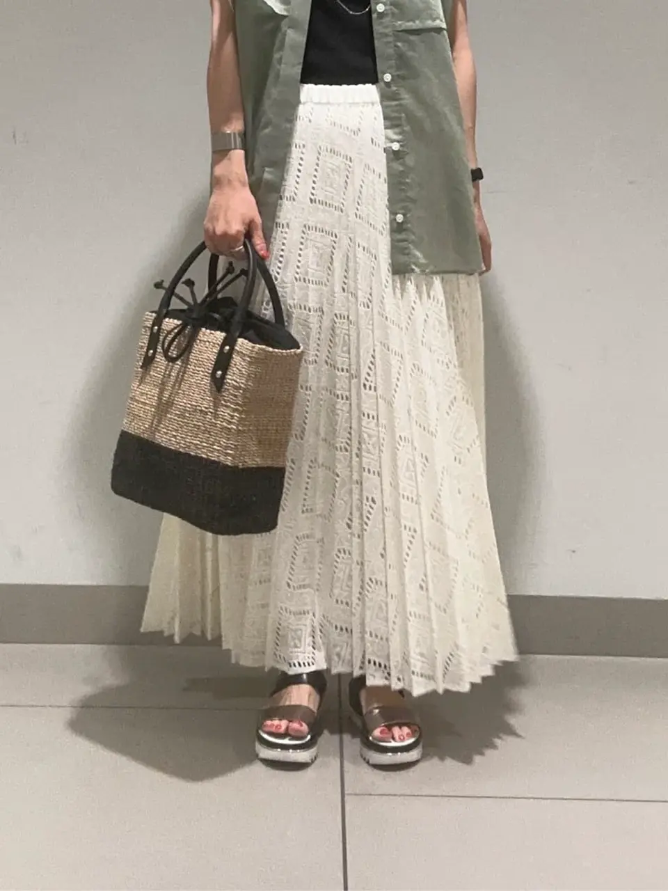 GRACE CONTINENTAL 尾田亜沙美 コーディネート画像