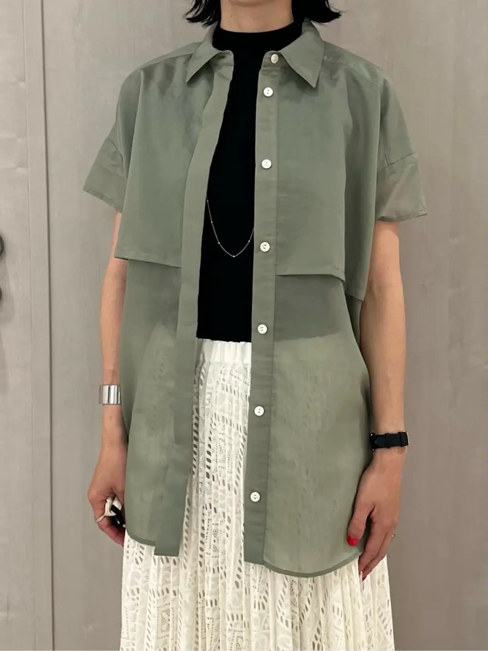 GRACE CONTINENTAL 尾田亜沙美 コーディネート画像